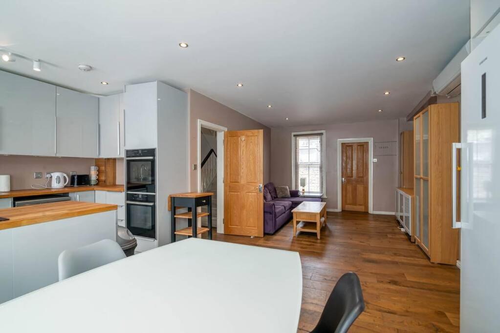 Luxury Apartment Located Near Marble Arch & Baker Street ロンドン エクステリア 写真