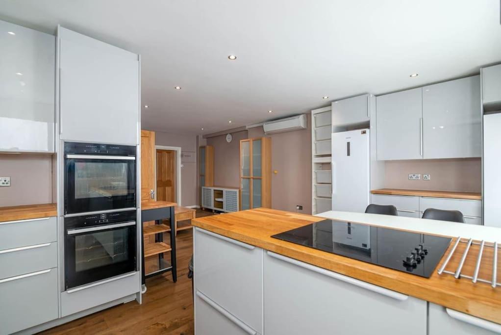 Luxury Apartment Located Near Marble Arch & Baker Street ロンドン エクステリア 写真